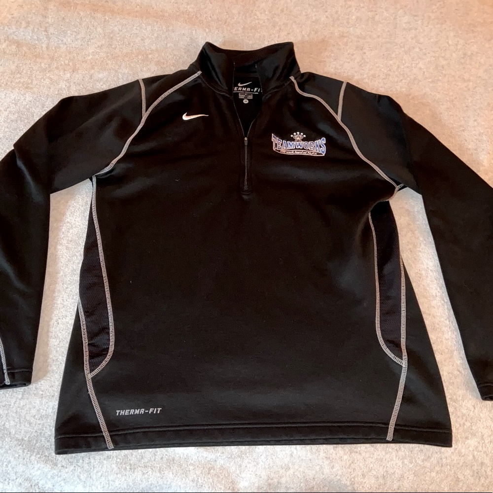Nike pullover quarter-zip